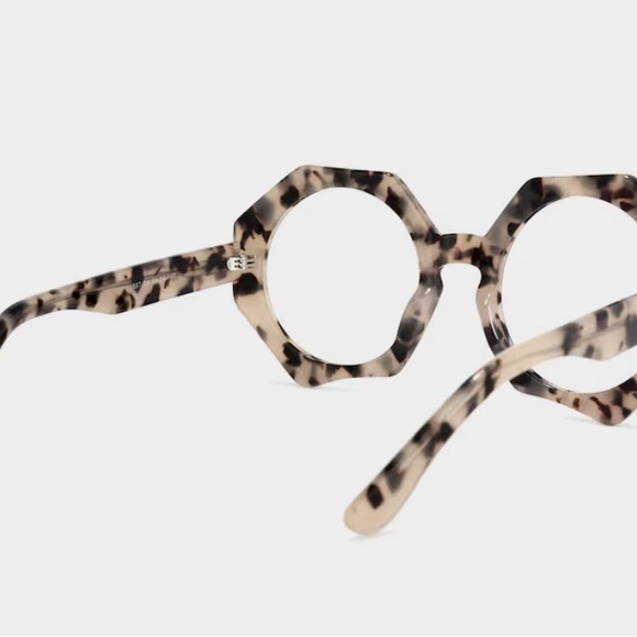 Hugh Glasses Light-Tortoise Glasses - Picture 6 of 7